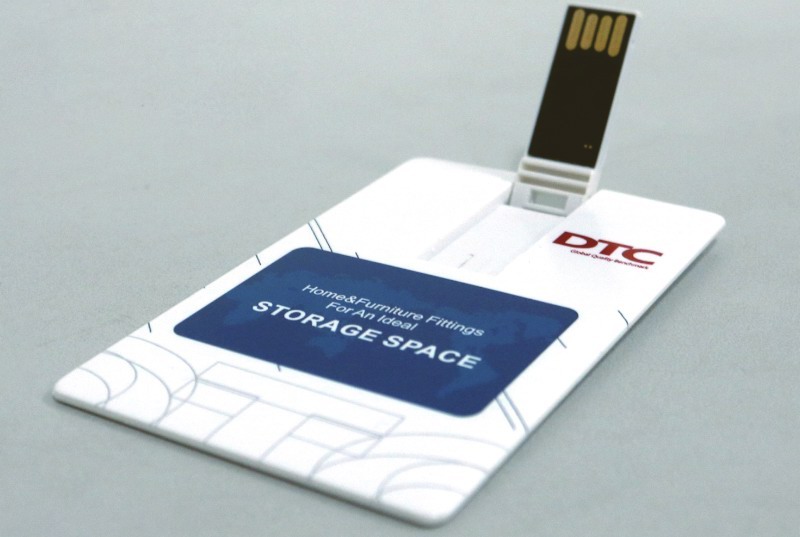 USB-накопитель DTC